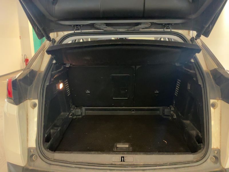 Peugeot 3008 1.2 PureTech Allure — zdjęcie 10
