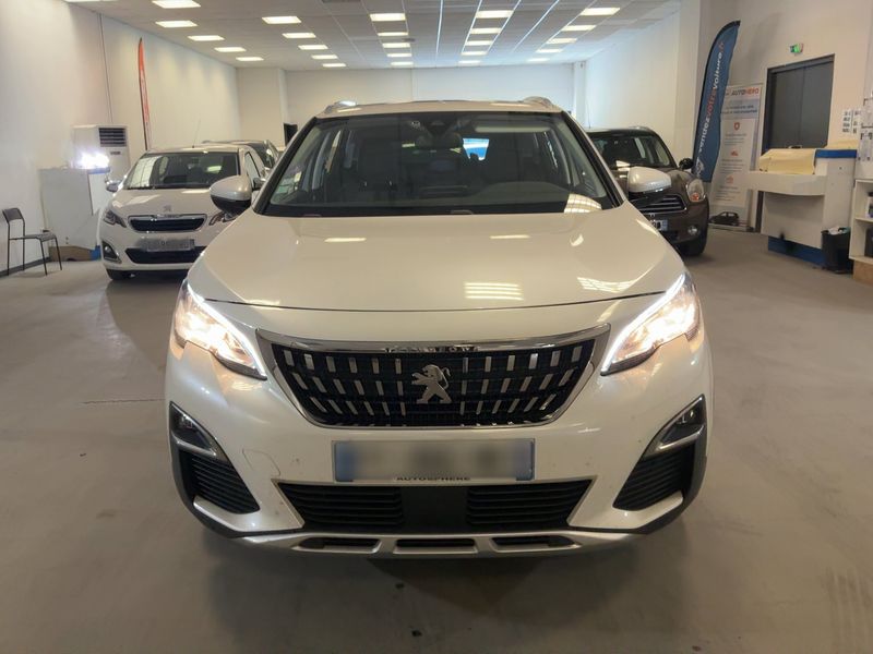 Peugeot 3008 1.2 PureTech Allure — zdjęcie 9