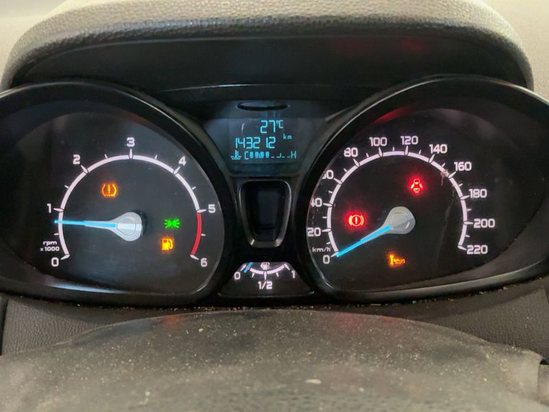 Ford EcoSport 1.5 TDCi Plus — zdjęcie 13