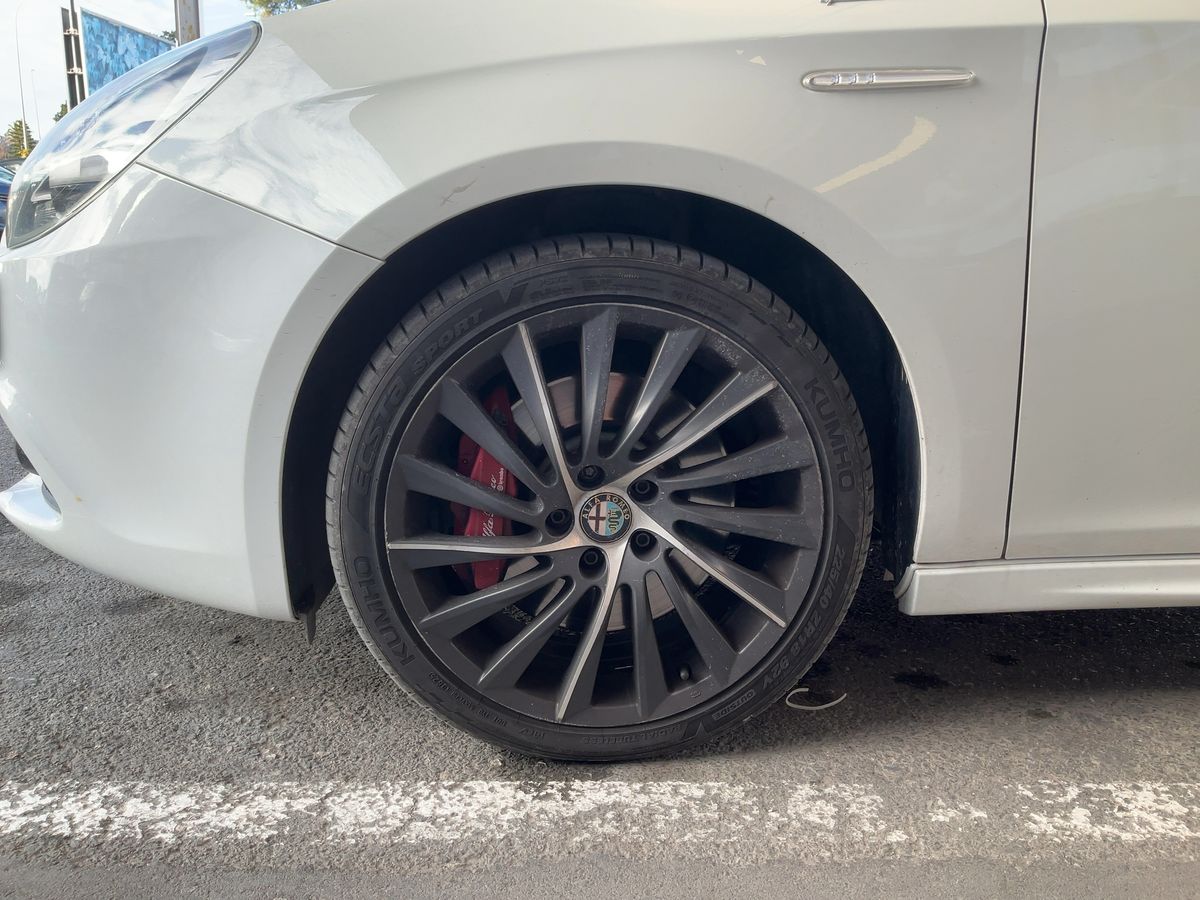 Alfa Romeo 2015 — photo 4