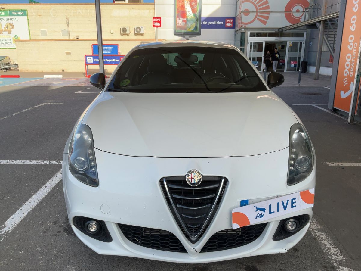 Alfa Romeo 2015 — photo 15
