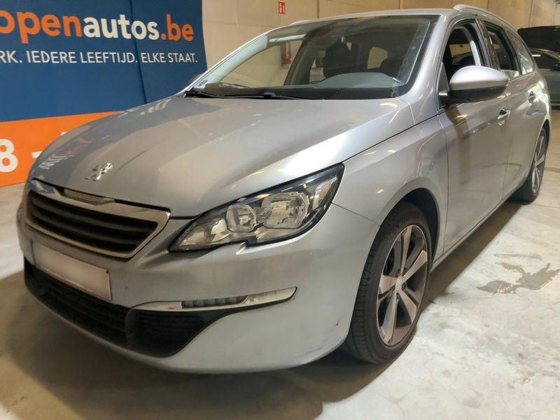 Peugeot 308 1.2 e-THP Active 2015 – снимка 2