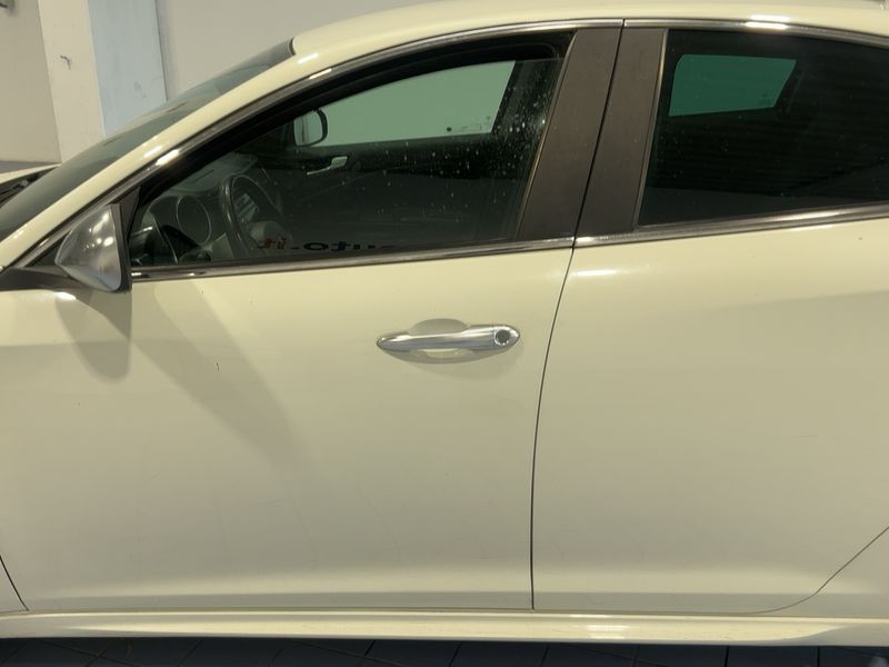 Alfa Romeo Giulietta 1.8 Turbo Quadrifoglio Verde — zdjęcie 4