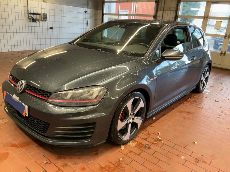 Golf VII 2.0 TSI GTI BlueMotion Tech