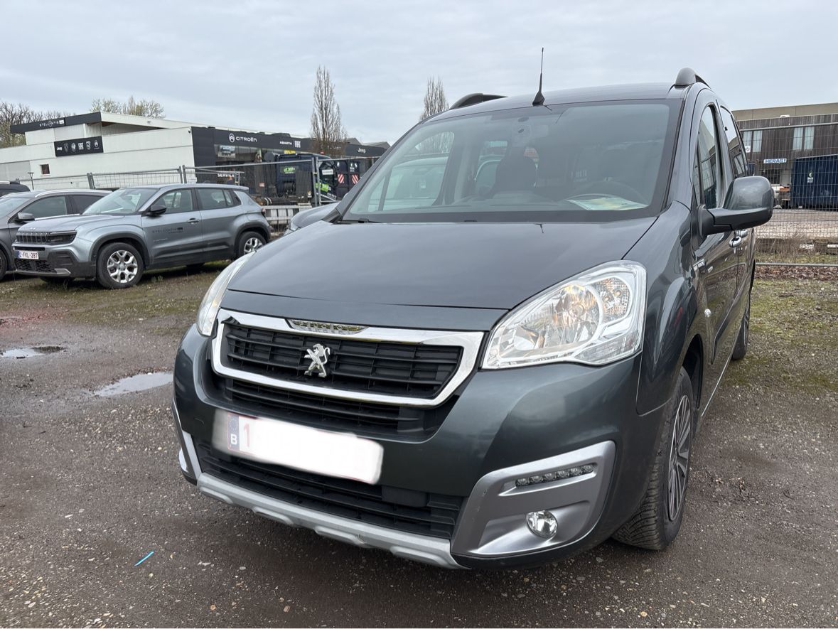 Peugeot Partner 2018 — photo 1