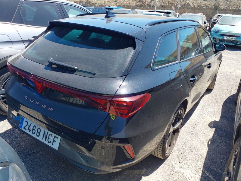 Cupra Leon 1.5 TSI ACT — zdjęcie 4