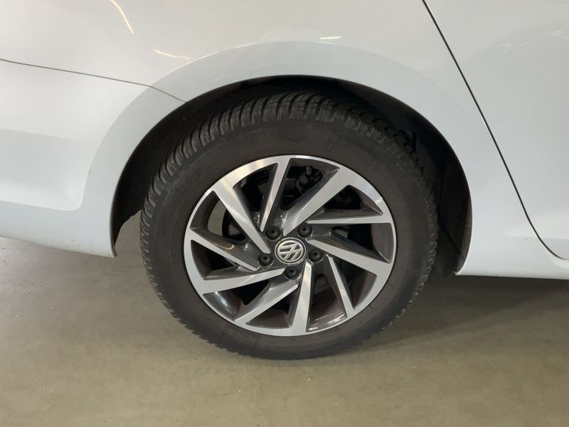 Volkswagen Golf VII 1.0 TSI Sound 2018 – снимка 9