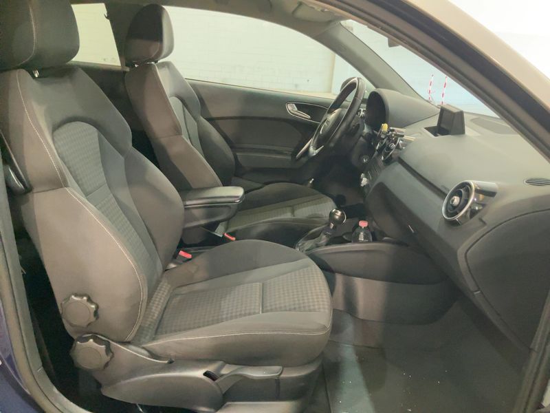 Audi A1 1.4 TFSI Ambition — zdjęcie 11