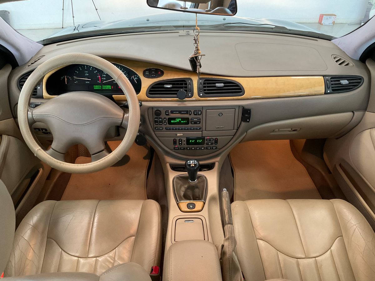 Jaguar S-TYPE 2000 — photo 14