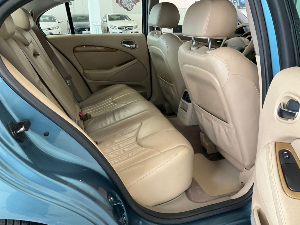 Jaguar S-TYPE 2000 — photo 13