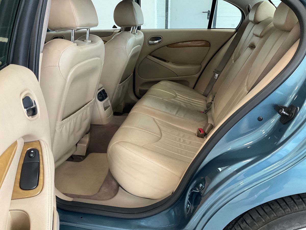 Jaguar S-TYPE 2000 — photo 15