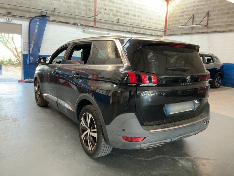 Peugeot 5008 1.6 THP GT Line — zdjęcie 3