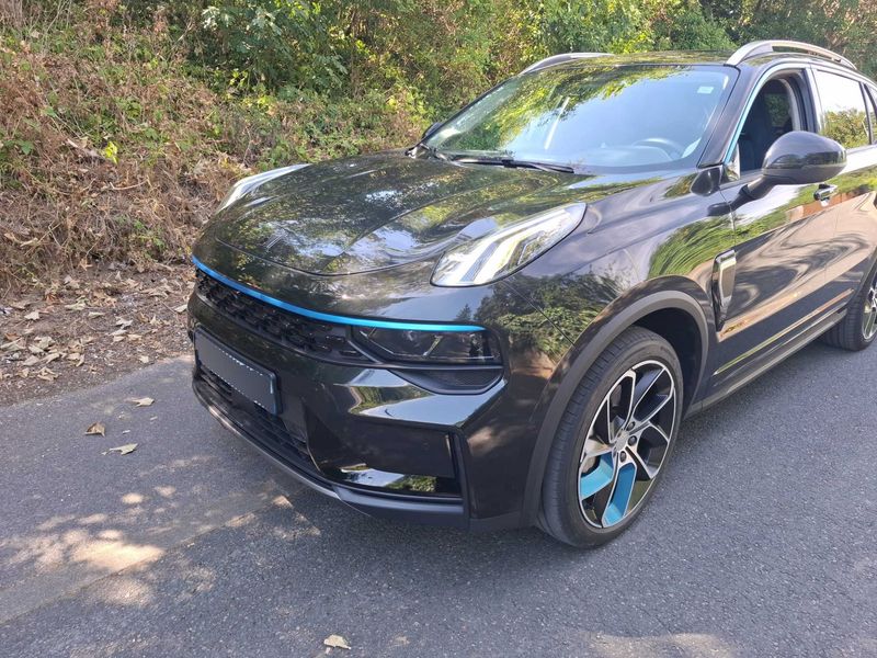 Lynk & Co 01 1.5 Plug-in Hybrid — zdjęcie 2