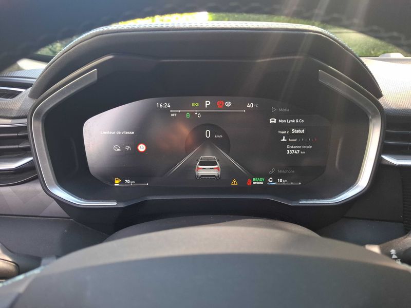 Lynk & Co 01 1.5 Plug-in Hybrid — zdjęcie 12
