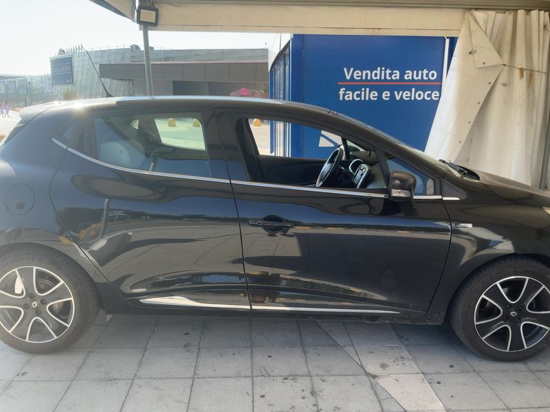 Renault Clio 1.5 dCi Duel 2016 – снимка 10