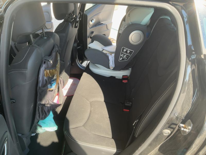 Renault Clio 1.5 dCi Duel 2016 – снимка 19