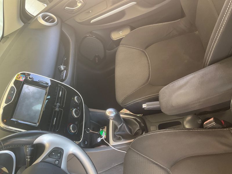 Renault Clio 1.5 dCi Duel 2016 – снимка 24