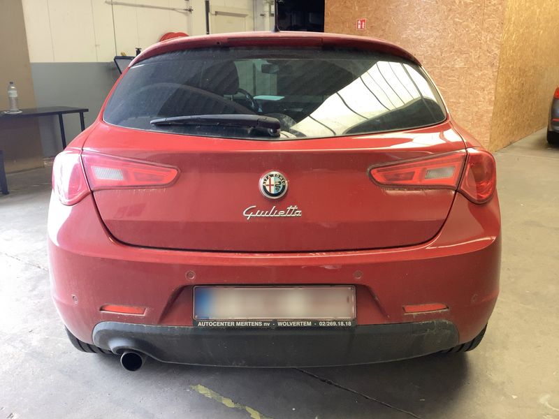 Alfa Romeo Giulietta 1.6 JTDM Turismo — zdjęcie 5