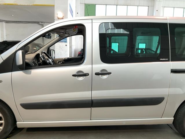 Fiat Scudo 2.0 JTDM Panorama Executive L2H1 120 Multijet — zdjęcie 4