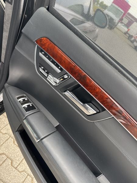 Mercedes-Benz S-Klasse S 500 L — zdjęcie 17