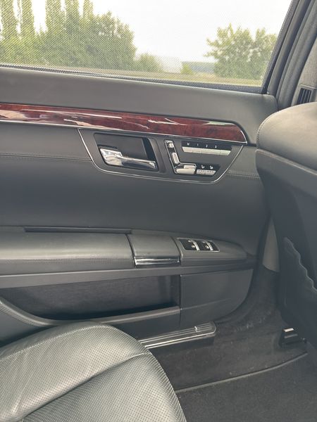 Mercedes-Benz S-Klasse S 500 L — zdjęcie 18