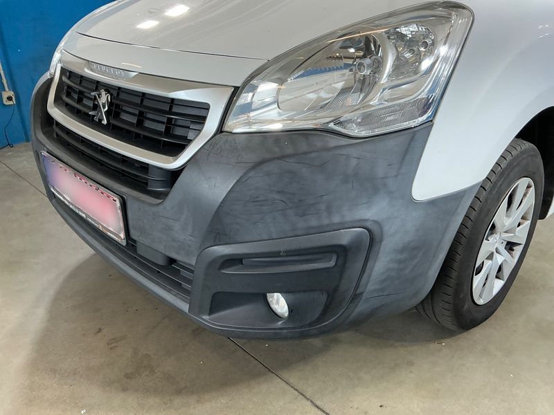 Peugeot Partner 1.6 Blue-HDi L1 Premium Pack 2017 – снимка 37