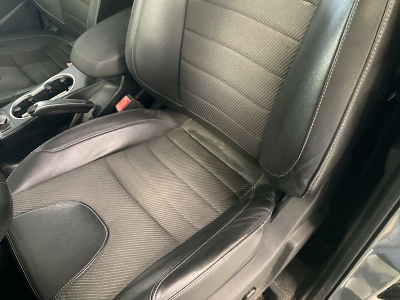Ford Kuga 2.0 TDCi Titanium 2014 – снимка 23