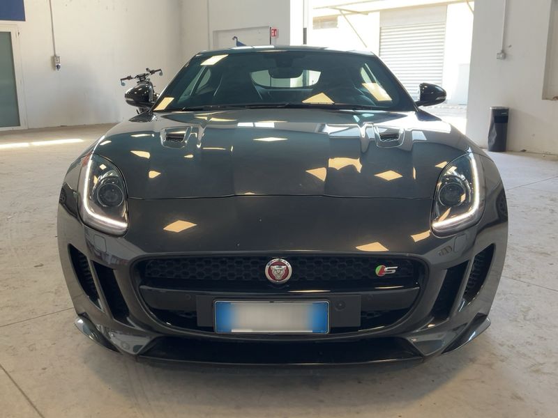 Jaguar F-TYPE 3.0 V6 S AWD — zdjęcie 9