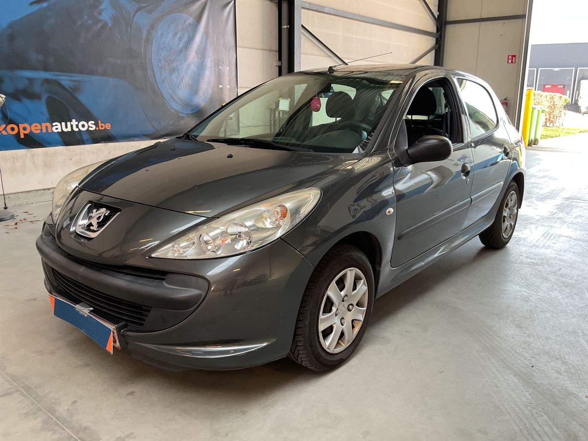 Peugeot 206+ 2011