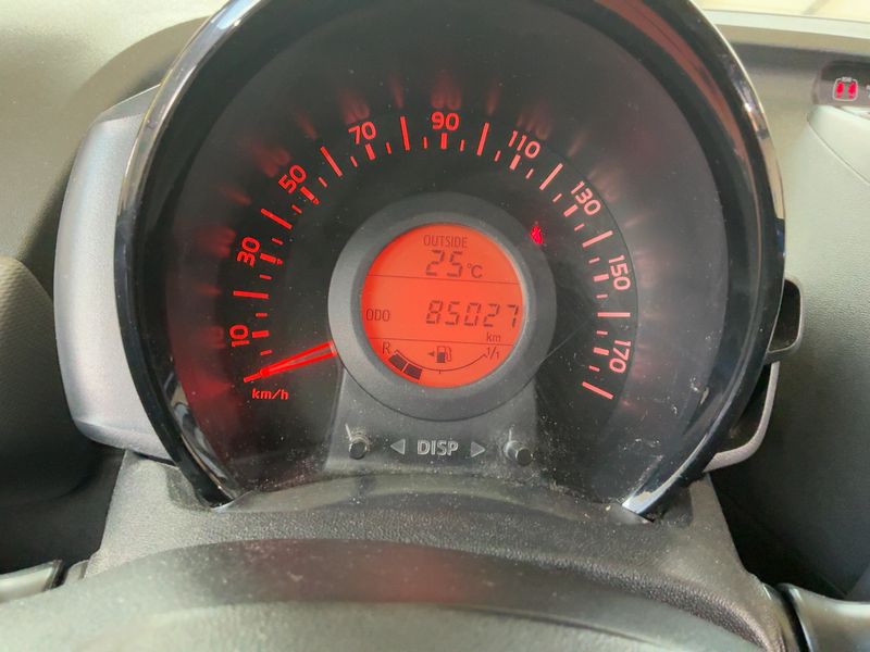 Peugeot 108 1.0 VTi Active — zdjęcie 13