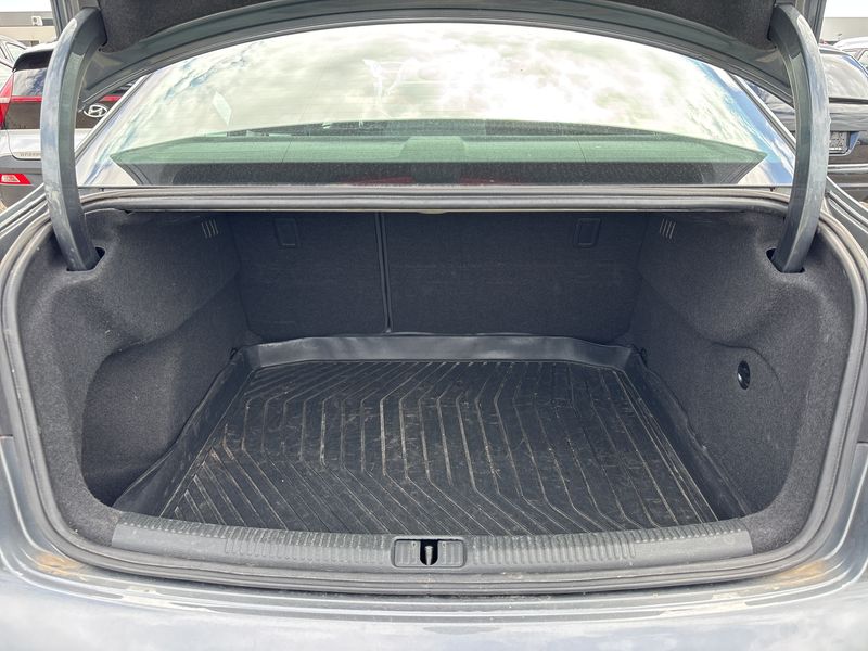 Audi A3 Limousine 2.0 TDI Ambition — zdjęcie 9