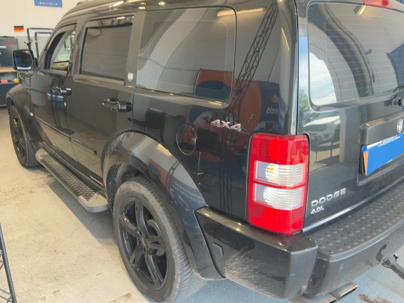 Dodge Nitro 4.0 V6 R/T — zdjęcie 3