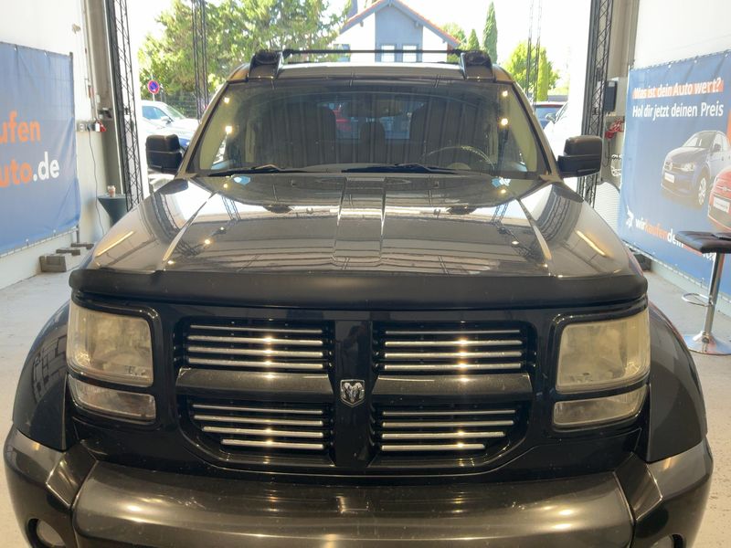 Dodge Nitro 4.0 V6 R/T — zdjęcie 9