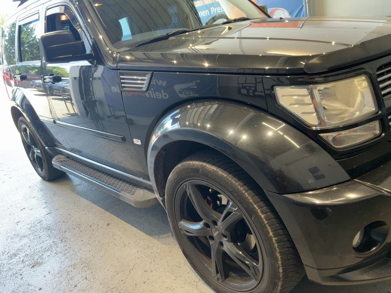 Dodge Nitro 4.0 V6 R/T — zdjęcie 8