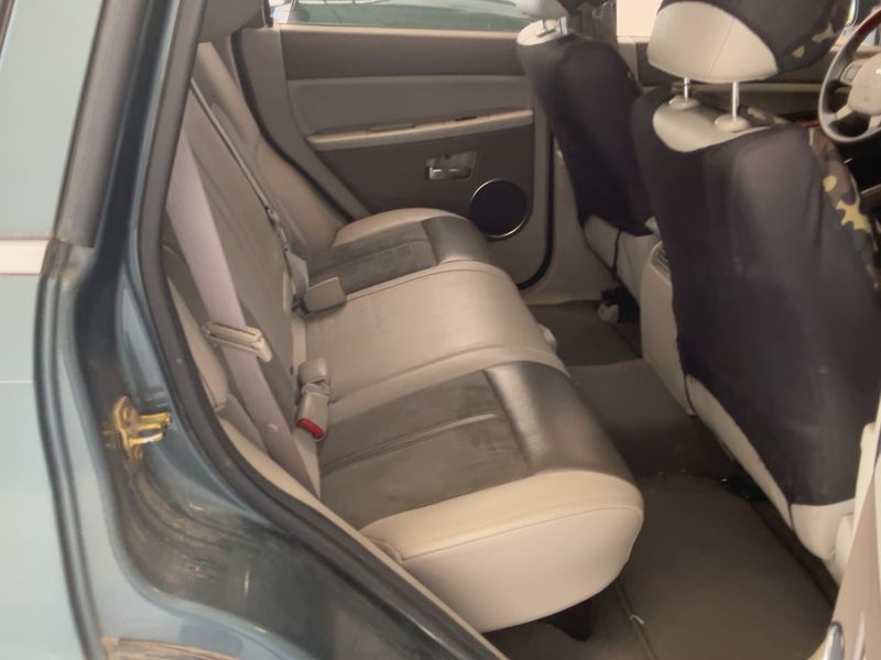 Jeep Grand Cherokee 3.0 CRD Overland — zdjęcie 14
