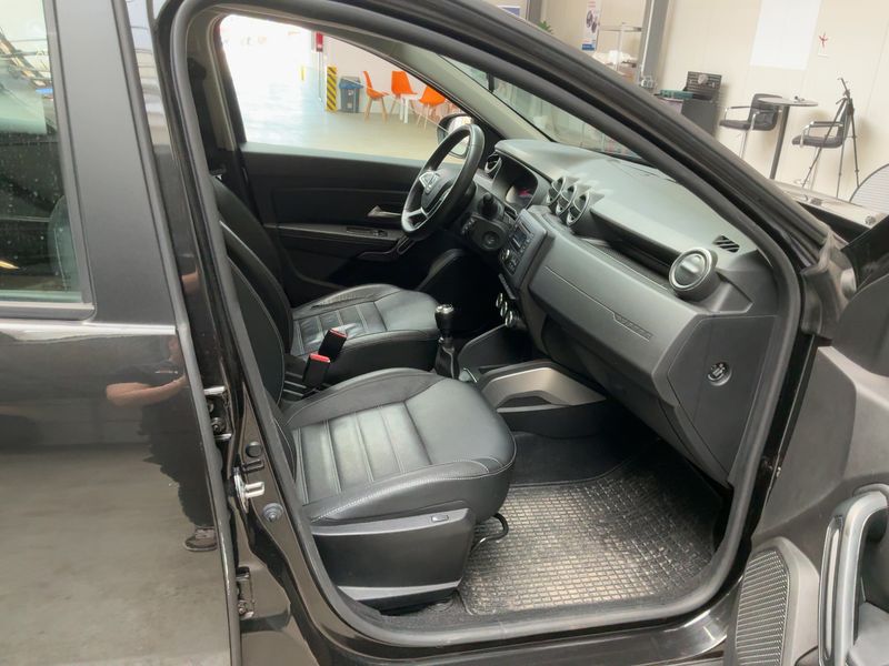 Dacia Duster 1.5 Blue dCi Comfort 2019 – снимка 16