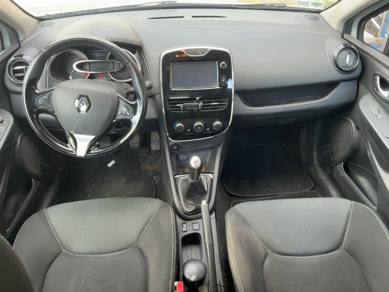 Renault Clio 1.5 dCi Energy Business — zdjęcie 12
