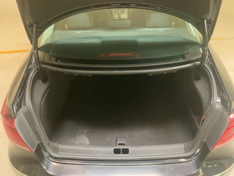 Volkswagen CC 2.0 TDI BlueMotion Tech — zdjęcie 10