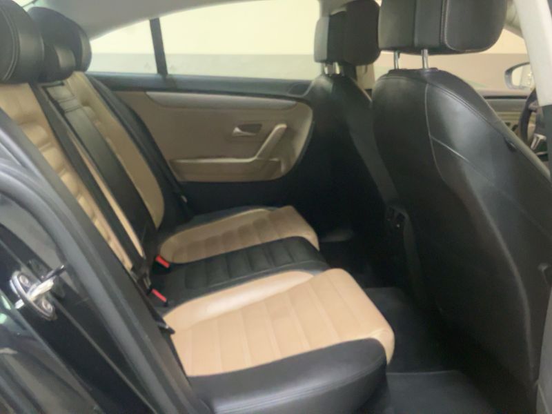 Volkswagen CC 2.0 TDI BlueMotion Tech — zdjęcie 14