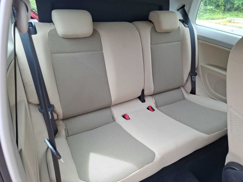Skoda Citigo 1.0 MPI Elegance — zdjęcie 13