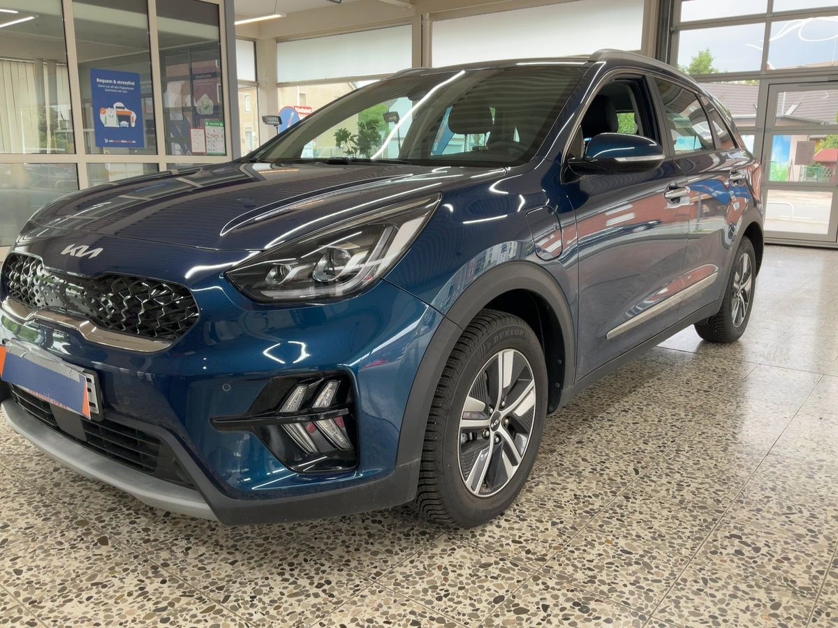 Kia Niro 2022 — photo 1