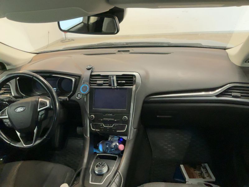 Ford Mondeo 2.0 TDCi EcoBlue Titanium Business — zdjęcie 12