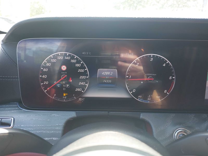Mercedes-Benz CLS-Klasse CLS 400 d 4Matic — zdjęcie 12