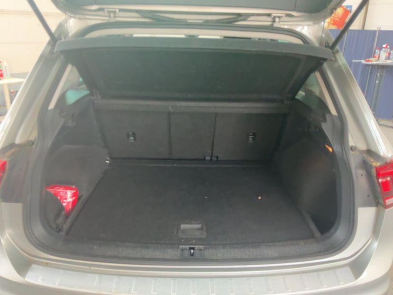 Volkswagen Tiguan 2.0 TDI Comfortline 4Motion BlueMotion Tech 2016 – снимка 15