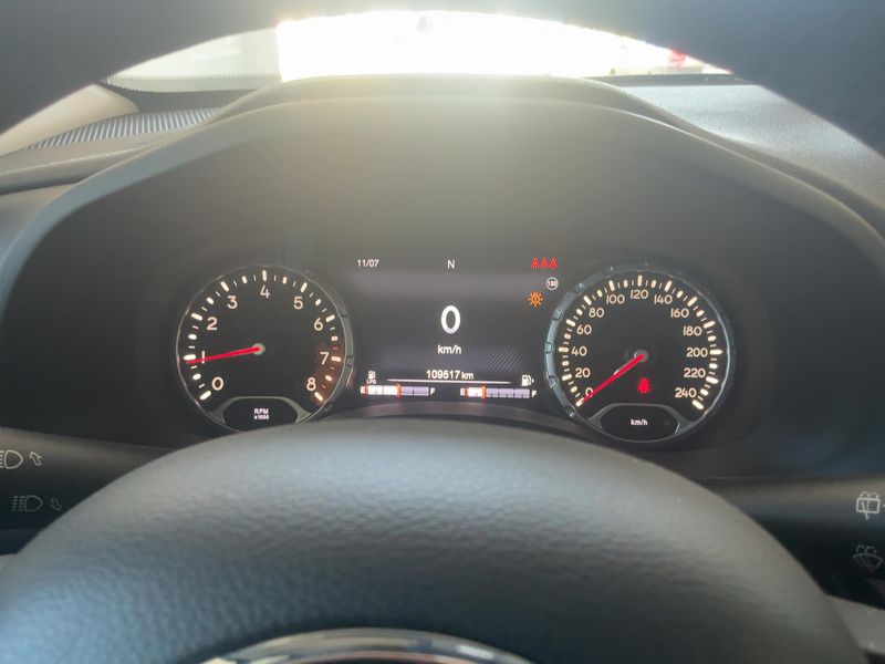 Jeep Renegade 1.4 T-Jet LPG Longitude 4x2 — zdjęcie 13