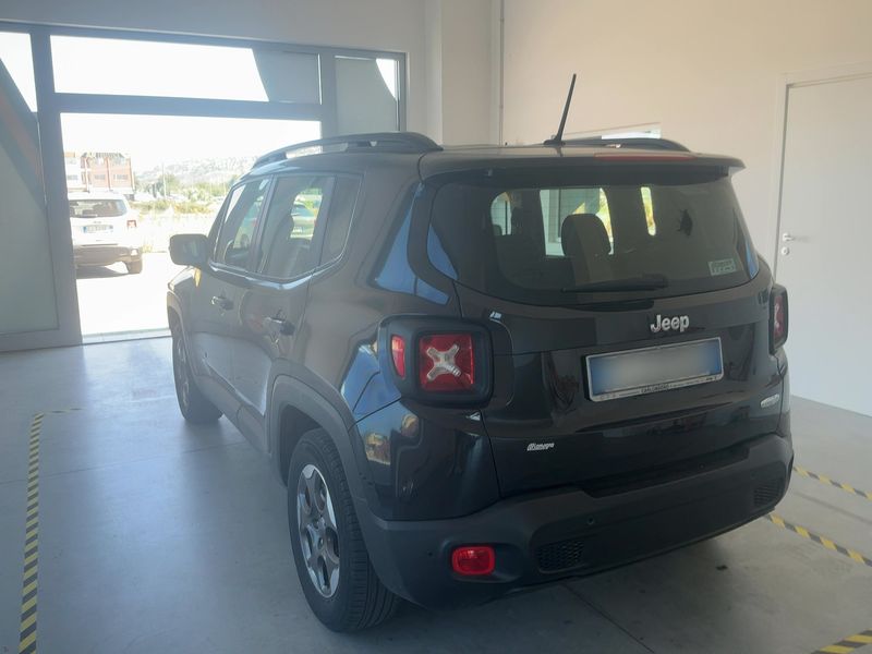Jeep Renegade 1.4 T-Jet LPG Longitude 4x2 — zdjęcie 3