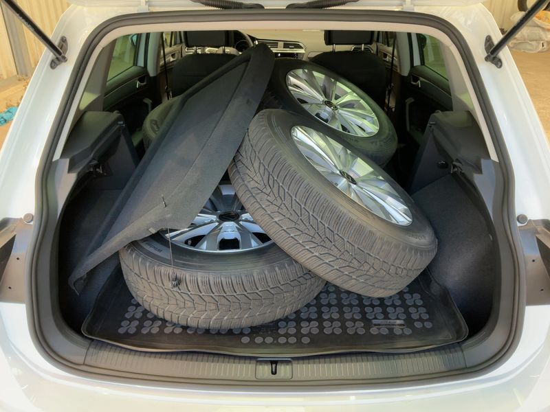 Volkswagen Tiguan 1.5 TSI ACT Life — zdjęcie 10