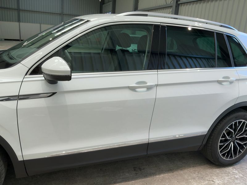 Volkswagen Tiguan 1.5 TSI ACT Life — zdjęcie 4