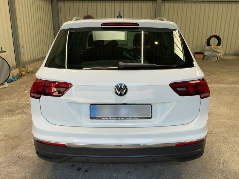Volkswagen Tiguan 1.5 TSI ACT Life — zdjęcie 5