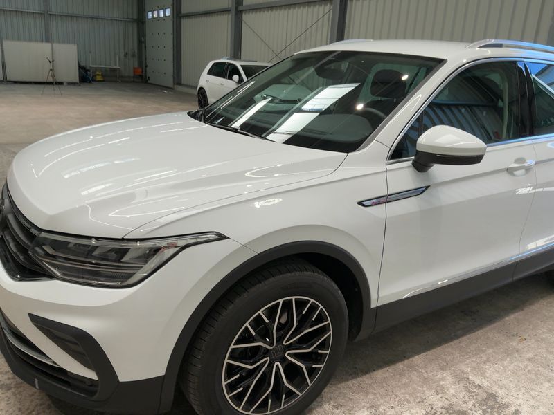 Volkswagen Tiguan 1.5 TSI ACT Life — zdjęcie 2